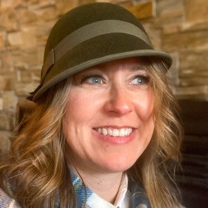 Meet your Posher, Jenny